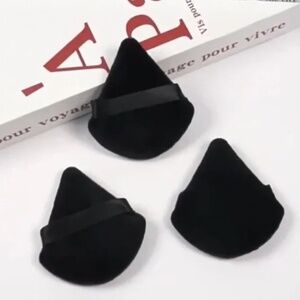 FREE Black Powder Puff (1 Count) NWT